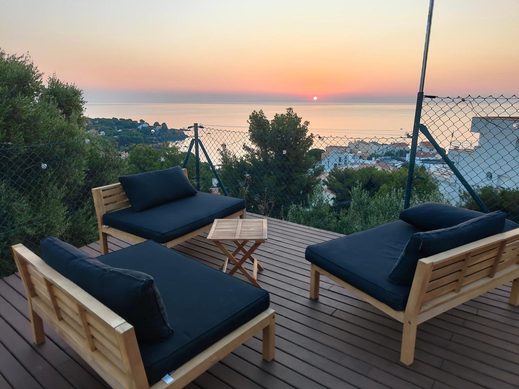 Costa Brava Apartment With Stunning Sea View Llança Eksteriør billede